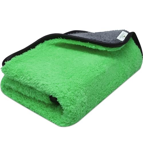Towelogy Green Microfibre Car Drying Towel, Large 40 x 40cm — image 1